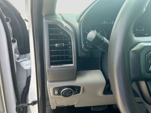 Used 2022 Ford F250 XL w/ Power Equipment Group RWD image 10