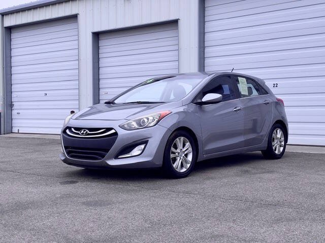 Used 2014 Hyundai Elantra GT FWD image 2
