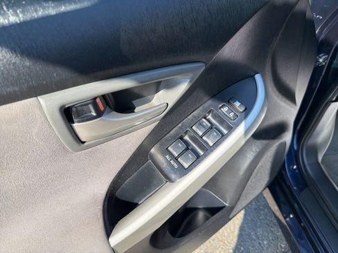 Used 2014 Toyota Prius Two image 37