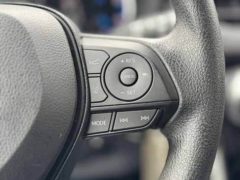 Certified 2025 Toyota RAV4 LE image 35