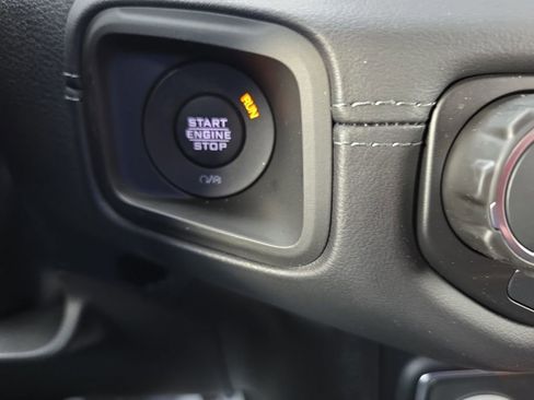 New 2026 Jeep Gladiator Rubicon w/ Steel Bumper Group image 27