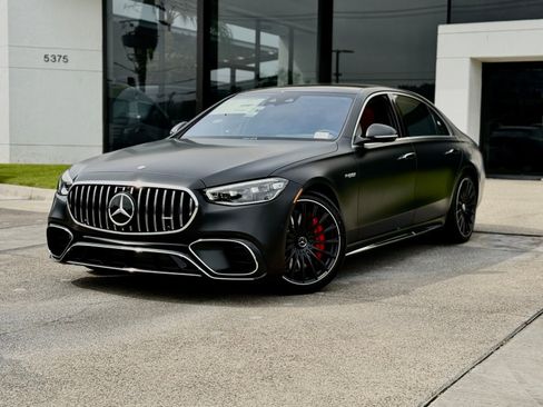 New 2026 Mercedes-Benz S 63 AMG S image 2