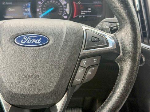 Used 2019 Ford Edge Titanium AWD/4WD image 11