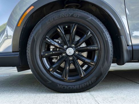 Used 2025 Honda CR-V EX image 14