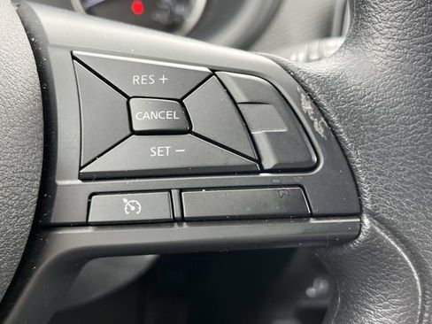 Certified 2025 Nissan Kicks Play S FWD image 29