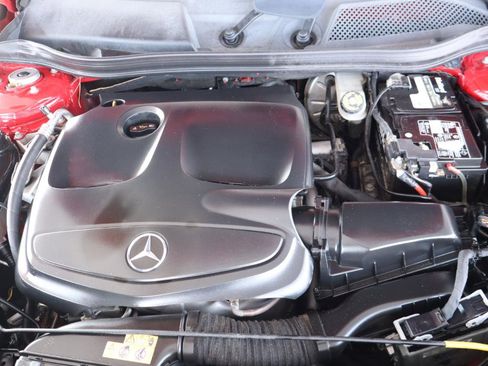 Used 2018 Mercedes-Benz CLA 250 image 46