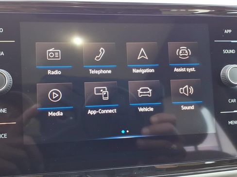 Used 2023 Volkswagen Atlas SE w/ Panoramic Sunroof Package FWD image 29