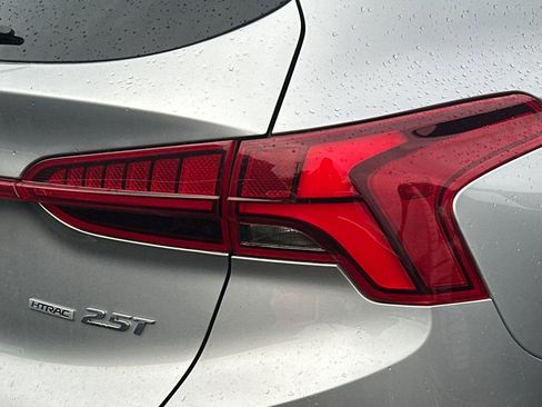 Used 2023 Hyundai Santa Fe Limited image 6