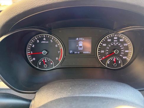 Used 2020 Kia Optima LX image 15