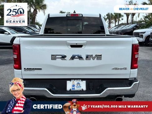 Used 2025 RAM 1500 Laramie AWD/4WD image 6