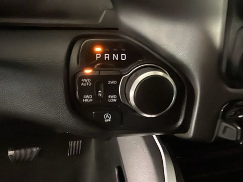 Used 2020 RAM 1500 Big Horn AWD/4WD image 25