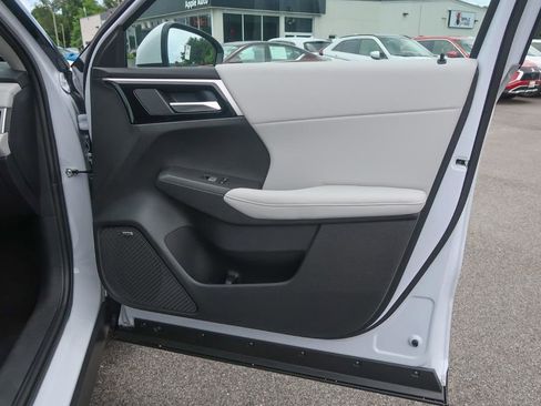 New 2025 Mitsubishi Outlander AWD image 23