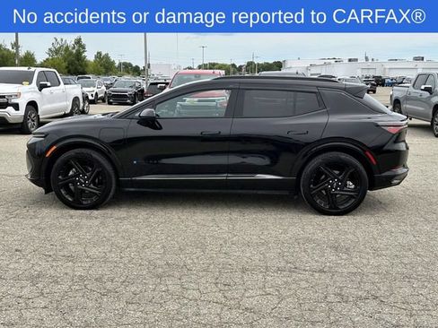 Certified 2024 Chevrolet Equinox EV RS FWD image 2