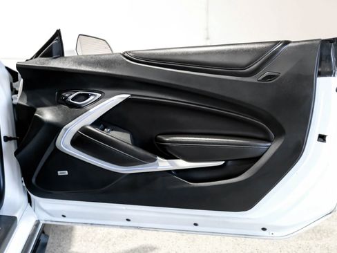 Used 2019 Chevrolet Camaro SS image 46