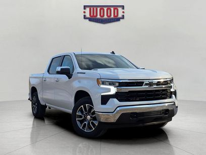 New 2026 Chevrolet Silverado 1500 LT w/ LPO, Dark Essentials Package