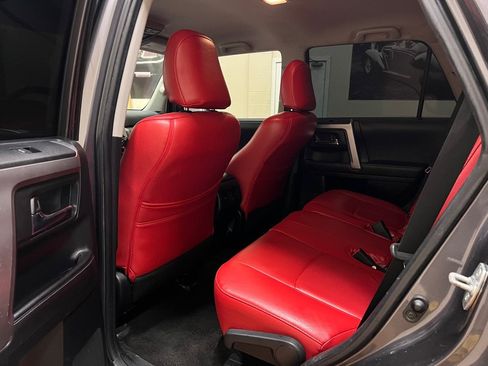 Used 2021 Toyota 4Runner SR5 RWD image 31