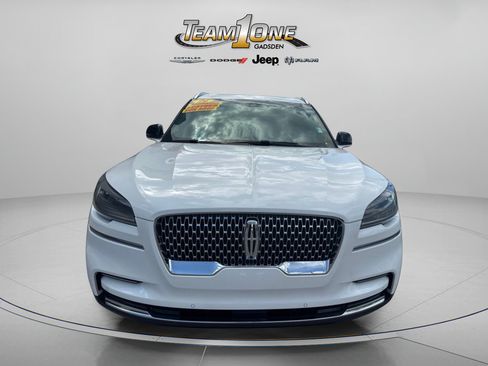 Used 2024 Lincoln Aviator Reserve w/ Equipment Group 201A RWD image 3