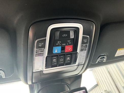 New 2026 RAM 3500 Limited AWD/4WD image 33