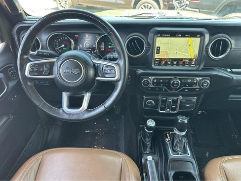 Used 2021 Jeep Wrangler Unlimited Sahara w/ Cold Weather Group image 20