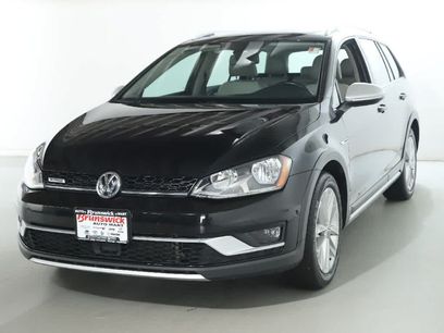 Used 2017 Volkswagen Golf Alltrack SE