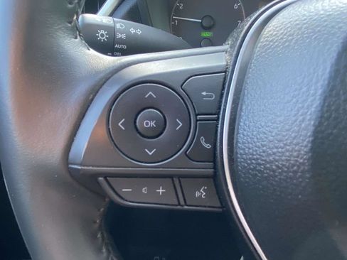 Used 2025 Toyota Corolla Cross AWD Hybrid image 23