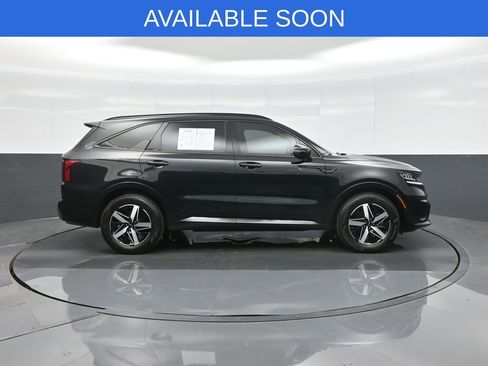 Used 2023 Kia Sorento S w/ Panoramic Sunroof Package FWD image 8