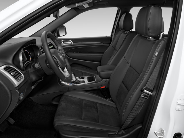 Used 2022 Jeep Grand Cherokee Altitude AWD/4WD image 10