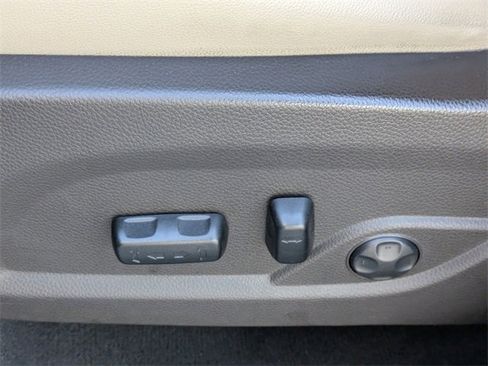 Used 2017 Hyundai Santa Fe Sport image 22