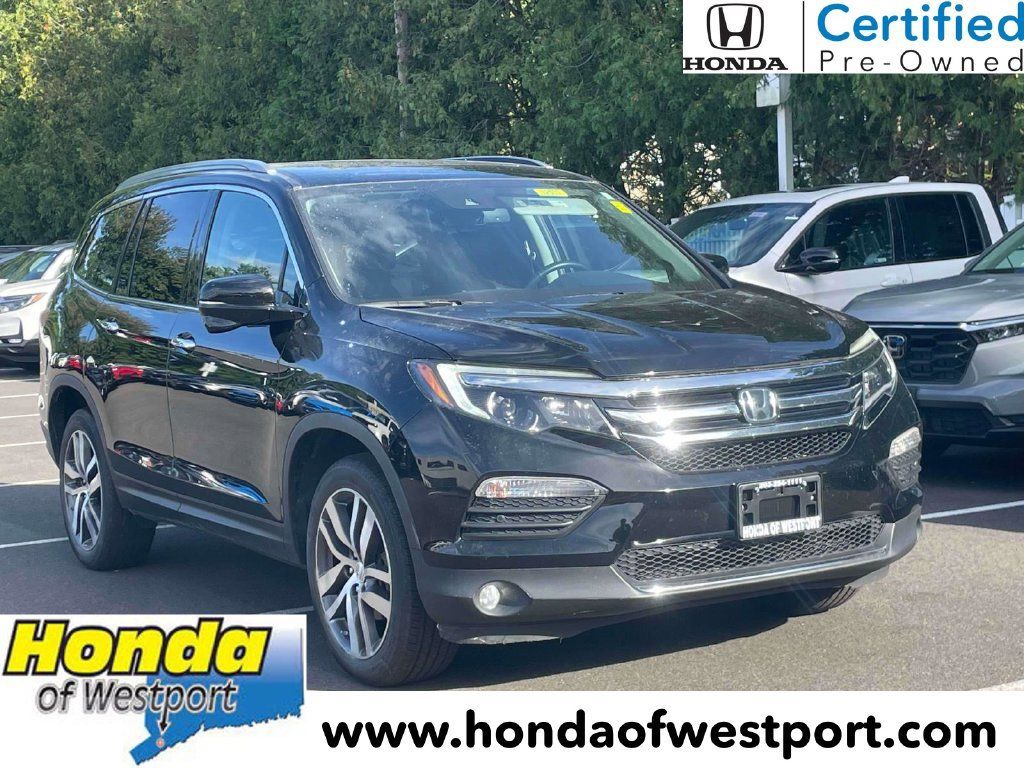 Used 2016 Honda Pilot Touring image 1