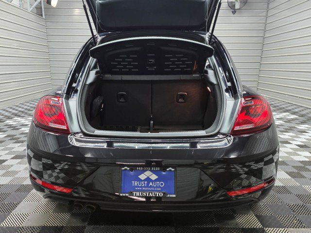 Used 2018 Volkswagen Beetle 2.0T S w/ Style & Comfort Package For S FWD image 31