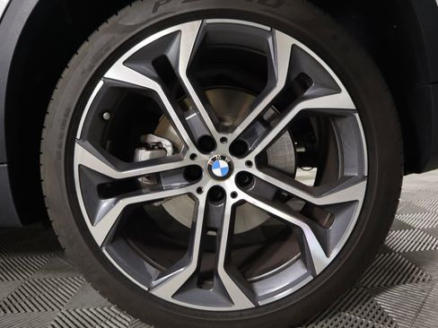 Used 2024 BMW X5 xDrive40i w/ Parking Assistance Package image 32