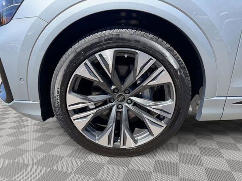 New 2026 Audi Q8 Premium Plus image 8