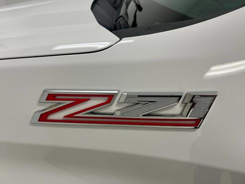 Used 2020 Chevrolet Silverado 1500 LT w/ All-Star Edition image 19