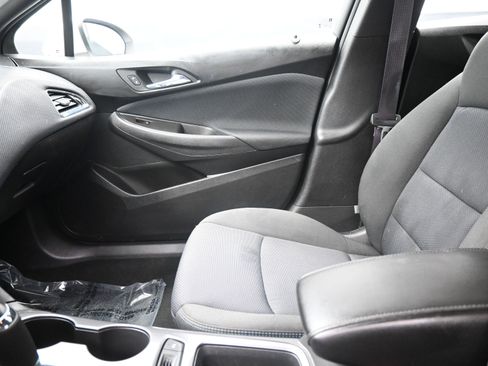 Used 2016 Chevrolet Cruze LT w/ Convenience Package image 12
