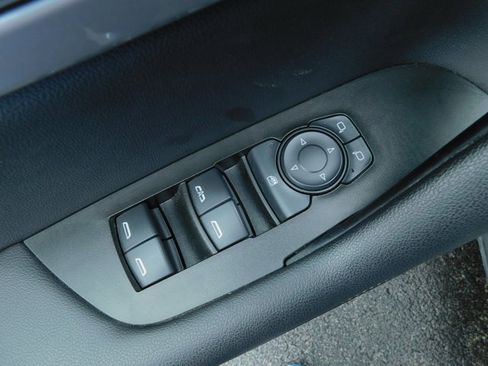 Used 2022 Chevrolet Blazer LT image 25