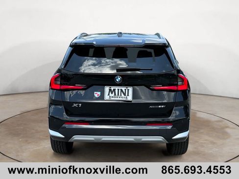 Used 2025 BMW X1 xDrive28i AWD/4WD image 4