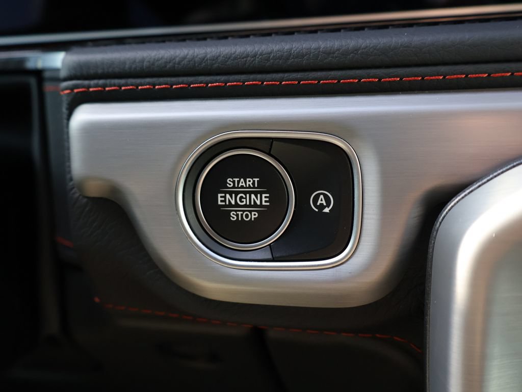 Used 2025 Mercedes-Benz G 63 AMG 4MATIC image 30