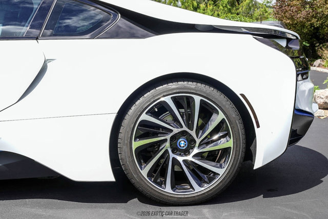 Used 2015 BMW i8 AWD/4WD image 5