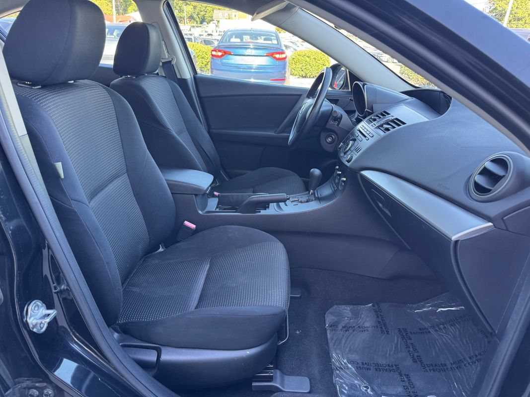 Used 2013 MAZDA MAZDA3 i SV FWD image 14