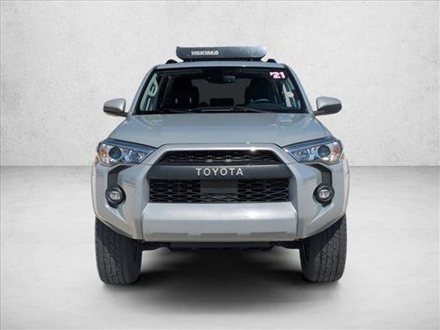Used 2021 Toyota 4Runner Trail Special Edition AWD/4WD image 2