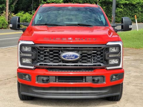 Used 2024 Ford F250 XL w/ STX Appearance Package AWD/4WD image 2