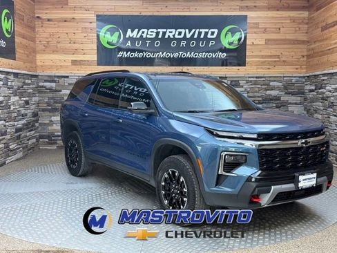 Used 2025 Chevrolet Traverse Z71 w/ Driver Confidence Package AWD/4WD image 1