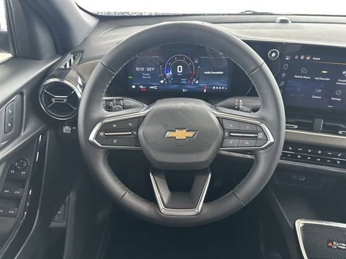 New 2026 Chevrolet Equinox LT w/ Convenience Package II AWD/4WD image 25