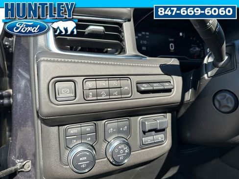 Used 2023 GMC Yukon Denali Ultimate AWD/4WD image 28