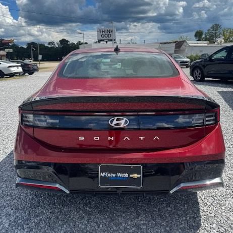 Used 2025 Hyundai Sonata SEL FWD image 7