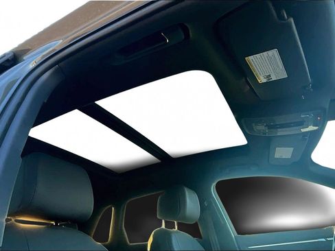 Used 2023 Audi Q3 2.0T Premium image 22