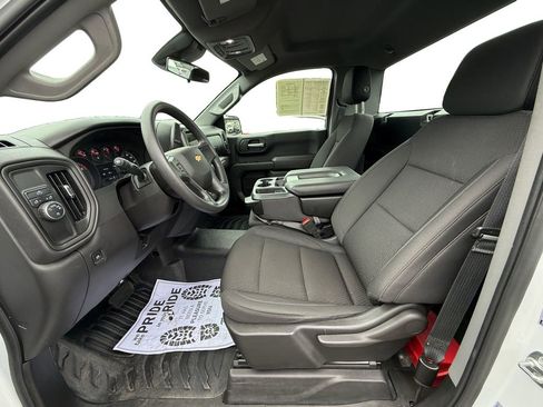 Used 2025 Chevrolet Silverado 1500 W/T RWD image 9