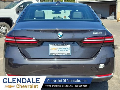 Used 2024 BMW 530i RWD image 12