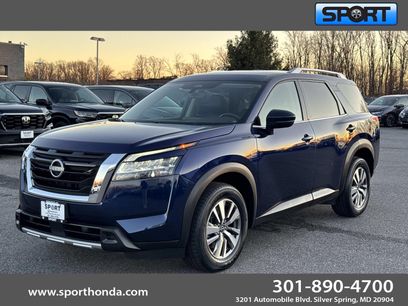 Used 2023 Nissan Pathfinder SL
