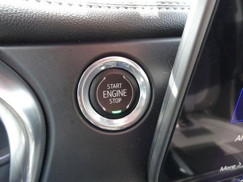 Used 2024 Chevrolet Blazer LT w/ Convenience Package FWD image 25